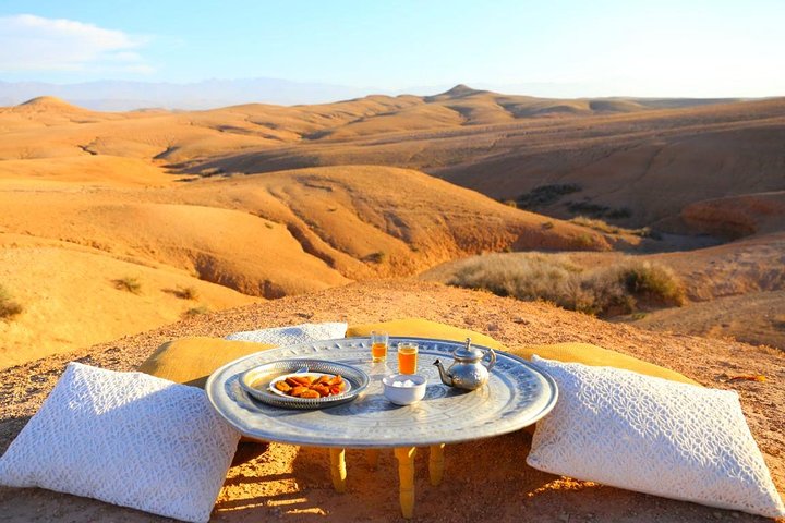 Atlas moutain and Agafay desert